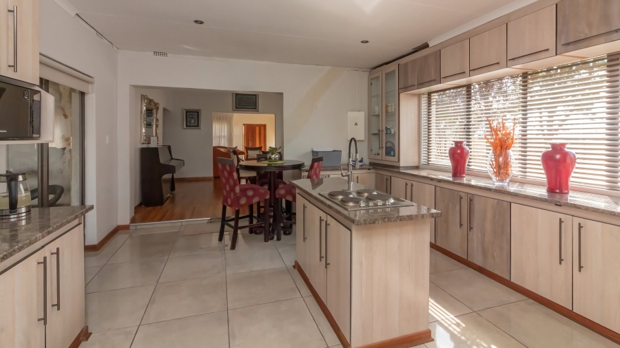 3 Bedroom Property for Sale in Kroonstad Rural Free State